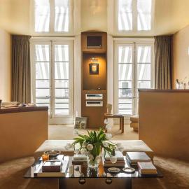 Les Suites Cinabre