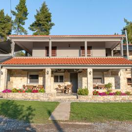 Medusa Rooms Kallithea by Lumen