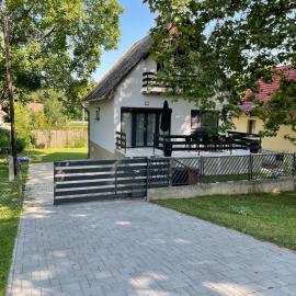 LaBoum Balatonszemes, hotel in Balatonszemes