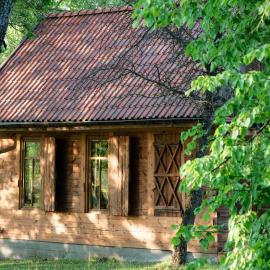 Siedlisko Szaciłówka - Domek Lipowy, hotelli kohteessa Krynki