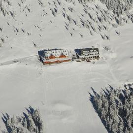 Horsky hotel Stumpovka، فندق في روكيتنسي ناد جيزيرو
