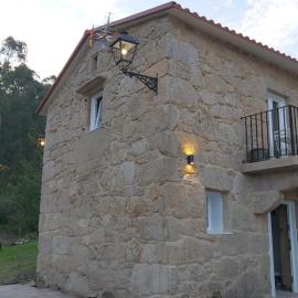 Casita a estrenar en finca con rio y piscina próxima a Tui Gondomar y Portugal