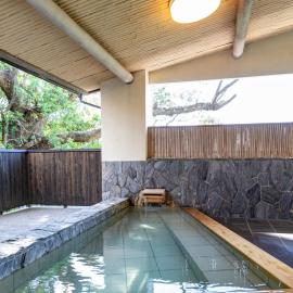 Tabist Nanki Shirahama Ryokan Mantei – hotel w mieście Shirahama