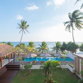 Kamana Beach House, hotel en Mangsit
