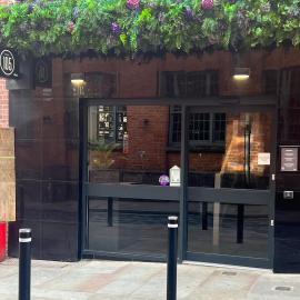 Hotel 105, hotel em Liverpool