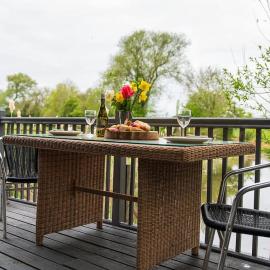 Lily pad Lodge, hotel in Rous Lench