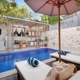 Seminyak Beach Bungalow Studio #2 with Private Pool
