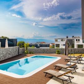Apartments Aqua