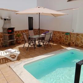 Dos casas rurales en Despeñaperros, La Reconquista y Nuevas Poblaciones, hotel in Santa Elena