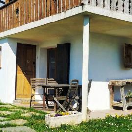 New studio ground floor in the heart of nature, hotel a Châtillon-sur-Cluses