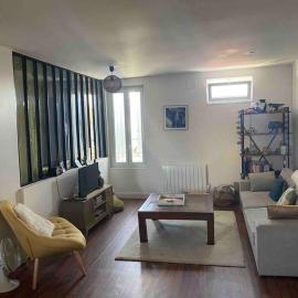 Appartement chaleureux au cœur de la ville, hotel in Saintes