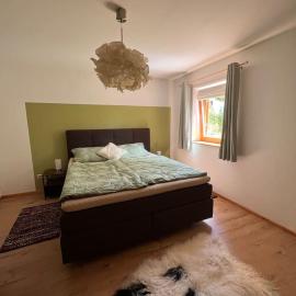 Ferienwohnung Fuchsbau, hotelli kohteessa Weibersbrunn