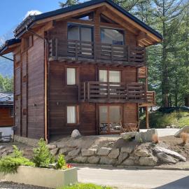 Chalet Tannegg, hotell i Saas-Fee