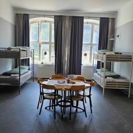 Stora Ekeberg vandrarhem, hotel v mestu Axvall