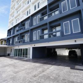 RoomQuest IT Square Don Mueang Airport, hotel en Bangkok