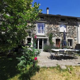 La Maison des Biscuits, hotel a Loubaresse