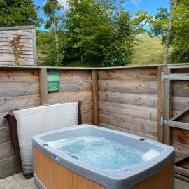 Badger Lodge with Hot Tub, hotell i Cupar
