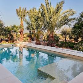 Casa bonita con jardín y piscina en Elche - Alicante, hotell i Elche