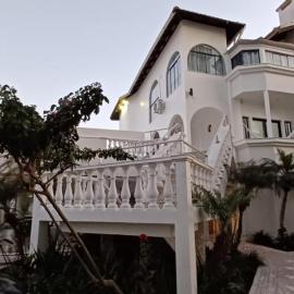 Czaritza Apart Hotel, hotel di Bombinhas