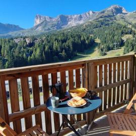 Appartement 10 personnes au pied des pistes - Superdévoluy, hotel in Superdevoluy