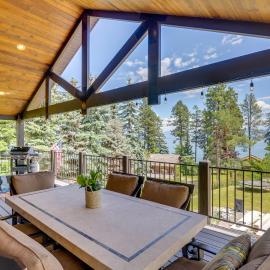 ‘Flathead Lake Base Camp’ in Somers: Lake View! – hotel w mieście Somers