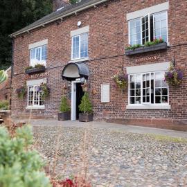 Alvanley Arms, Cotebrook, hótel í Tarporley