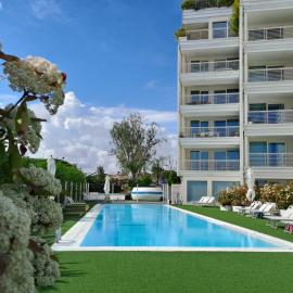 Marina Verde Resort Official, khách sạn ở Caorle