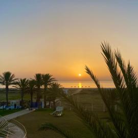 Beachfront Apartment 105