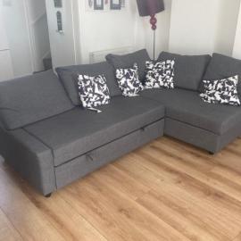 3 Bed town house Near Ryde Sea Front @ One Church Lane, отель в Райде