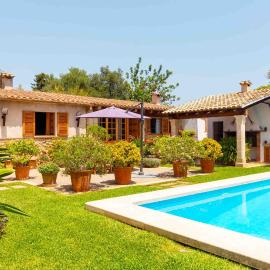 Can Vadell, hotell i Pollença