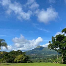 Bungalow à flanc de montagne, hotel a Le Morne Rouge