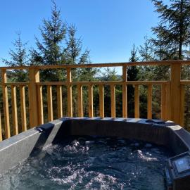 Chestnut Lodge with Hot Tub, hotel sa Cupar