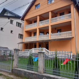 Casa Roman, hotel di Statiunea Borsa