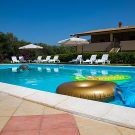 Residence Costa Tirrena, hotel Torrenovában