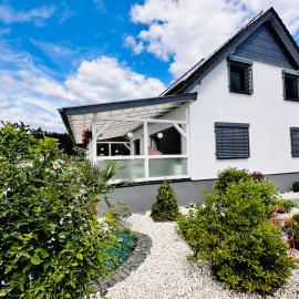 Ferienhaus zur Waldauer Höhe mit 3 SZ, 120qm & 40qm Balkon, hotel v mestu Schleusingen