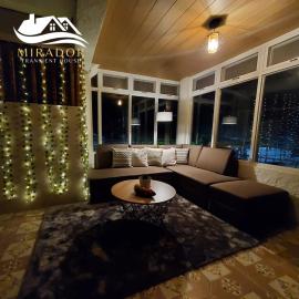 Mirador Old-Time House walking distance to Lourdes Grotto โรงแรมในบาเกียว