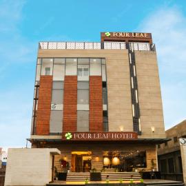 Four Leaf Hotel, Kasganj, hotel di Kāsganj