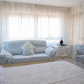 Yedrada Alojamientos – hotel w mieście La Adrada