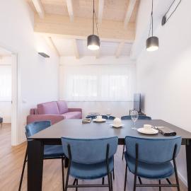 Minerva Guesthouse, hotel in Trento