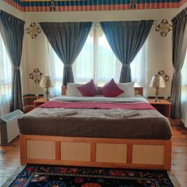 Nirvana Lodge, hotel i Paro