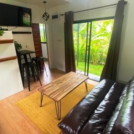 S&S House – hotel w mieście Baan Srithanu