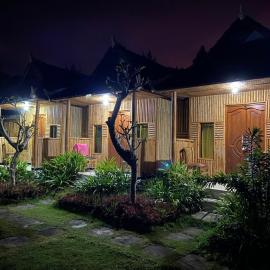 D'Yoga Bamboo House, hotel i Kintamani