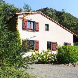 Mountain Retreat w Terrace, hotel in Quillan