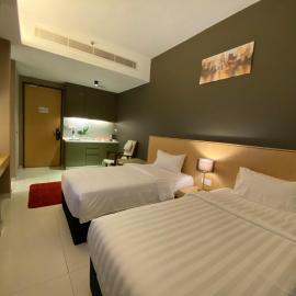 The Honeymoon Haven - 99 Residences