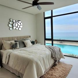 Seafront Condo Pool and Jacuzzi, hótel í Rosarito