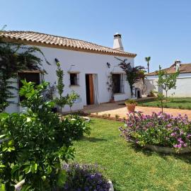 Casa J&V, hotel i Montellano