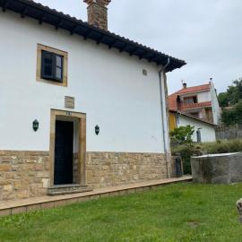 Casa Gin Tazones, hotel a Tazones