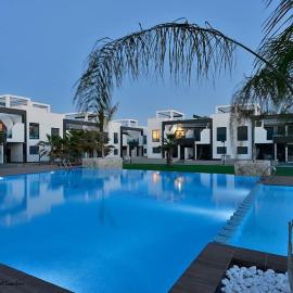 Penthouse Oasis Beach La Zenia, hotel in Playas de Orihuela