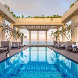 Viesnīca Paris Deli Danang Beach Hotel pilsētā Dananga