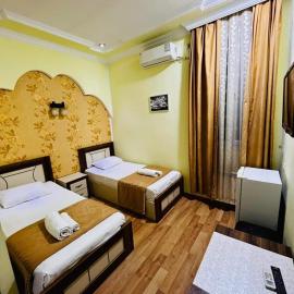 Lux Palace Hotel, khách sạn ở Kutaisi